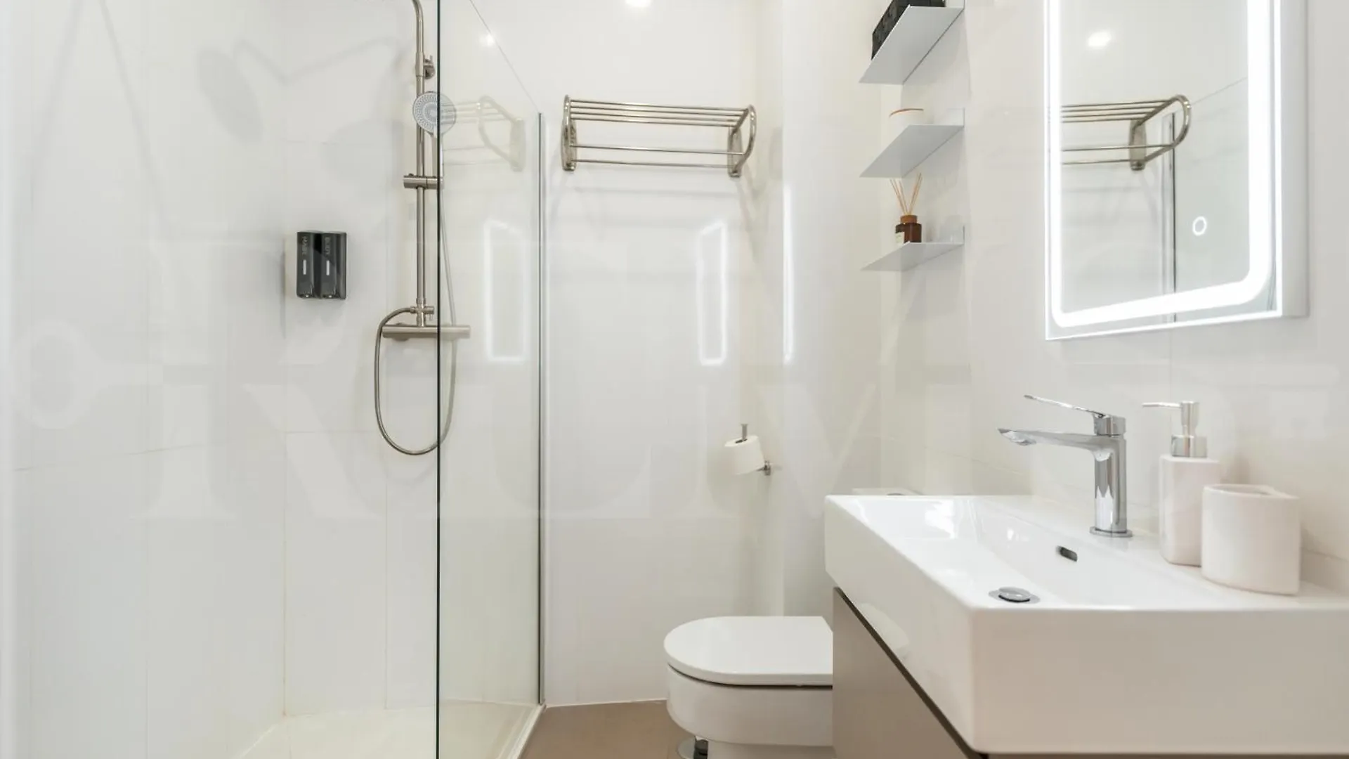 Artistic And Spacious Apartment By Rems Malaga 0*,  Spain