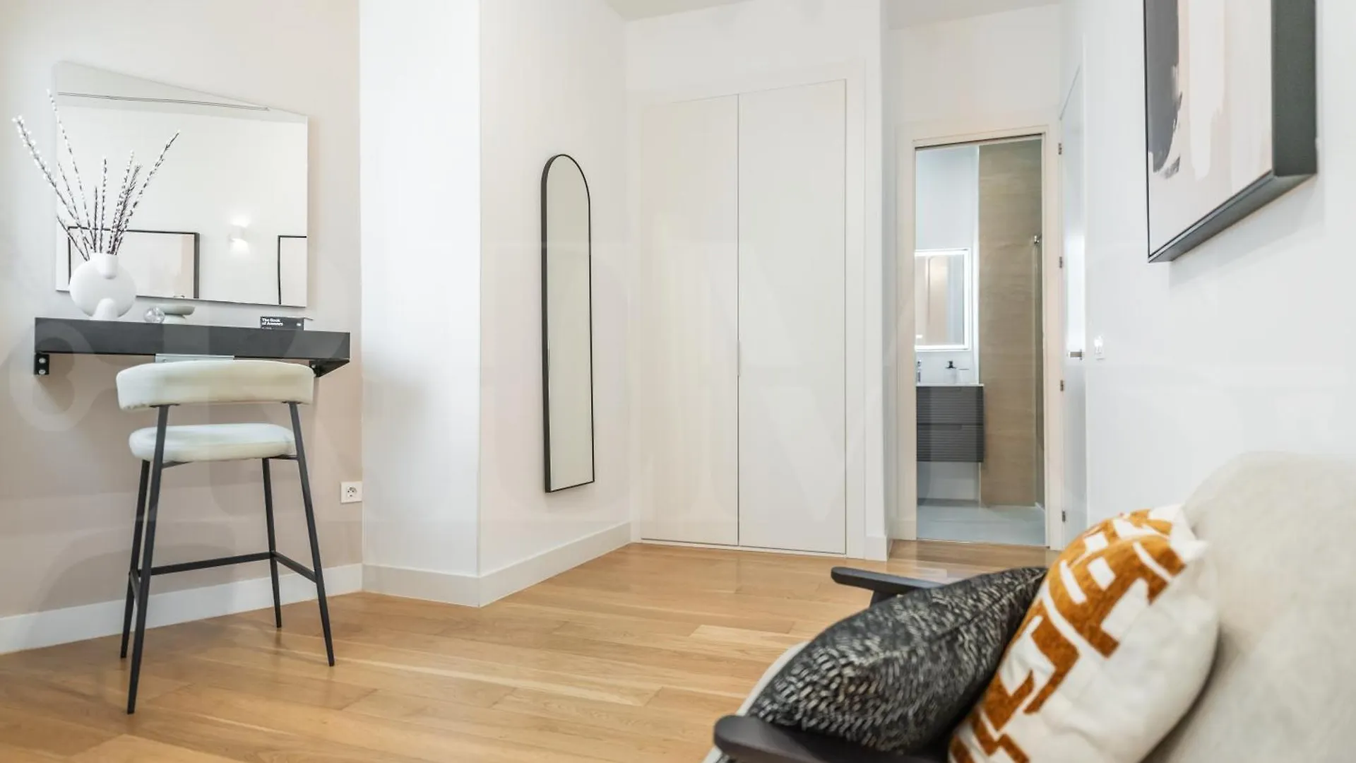Artistic And Spacious Apartment By Rems Málaga