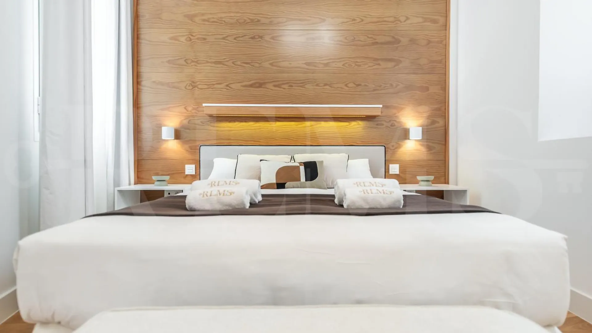 Artistic And Spacious Apartment By Rems Málaga