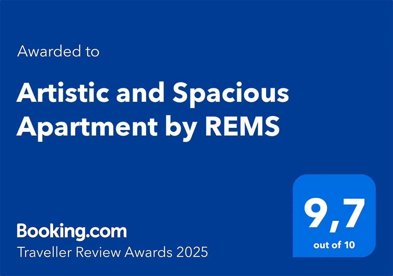 Artistic And Spacious Apartment By Rems Malaga