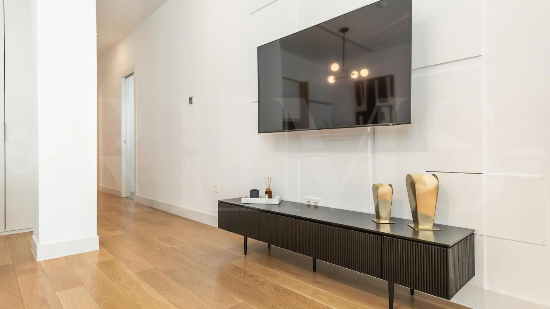 Artistic And Spacious Apartment By Rems Malaga Spain